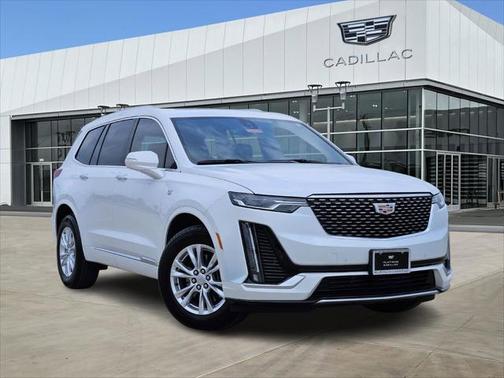 2025 Cadillac XT6 Luxury FWD