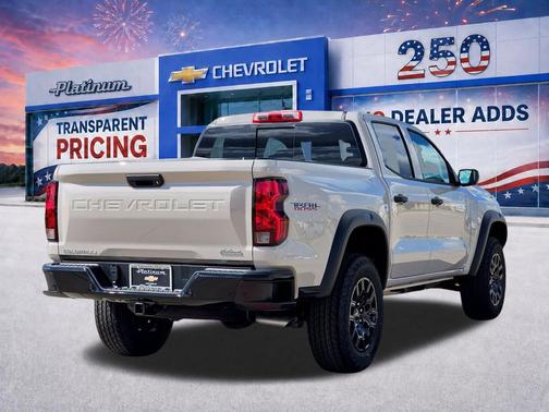 White Sands 2026 Chevrolet Colorado Trail Boss