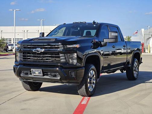 2024 Chevrolet Silverado 2500 Custom