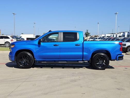 Riptide Blue Metallic 2025 Chevrolet Silverado 1500 Custom