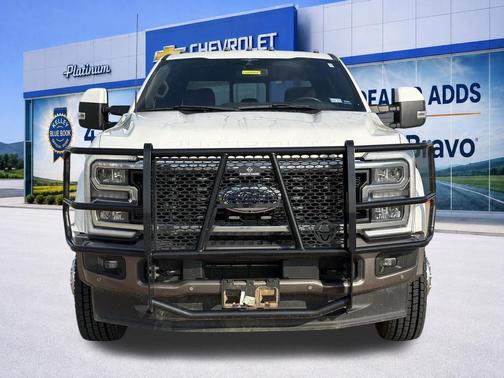STAR WHITE 2023 Ford F-450 King Ranch