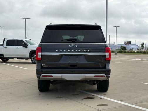 DARK MATTER PC 2024 Ford Expedition XLT