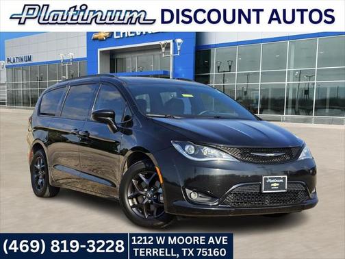 2020 Chrysler Pacifica Touring-L Plus