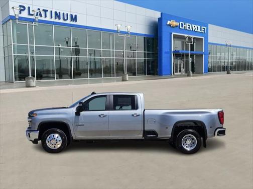 2025 Chevrolet Silverado 3500 LT