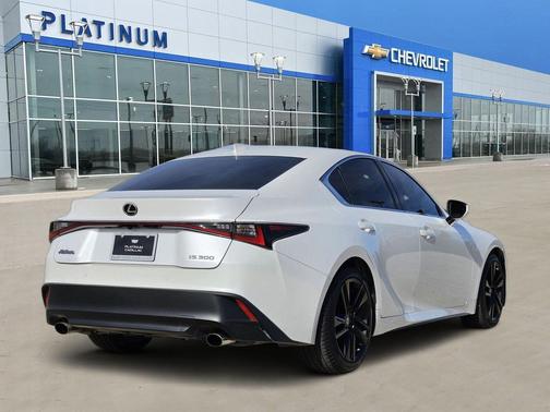 2022 Lexus IS 300 Base