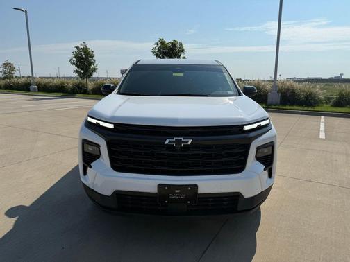 2024 Chevrolet Traverse LS