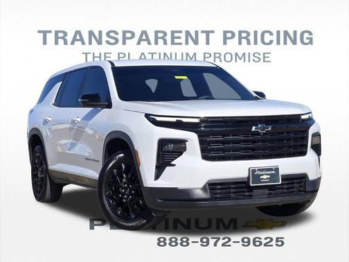 2024 Chevrolet Traverse LS