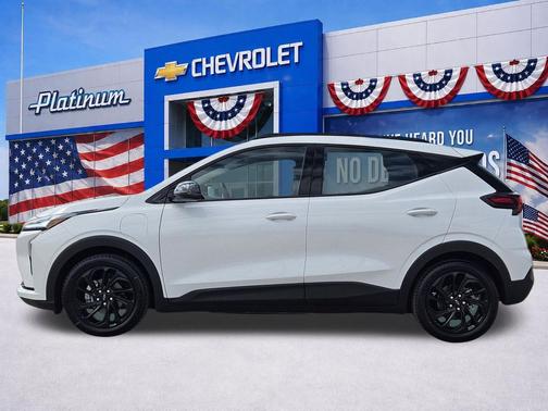Summit White 2027 Chevrolet Bolt RS
