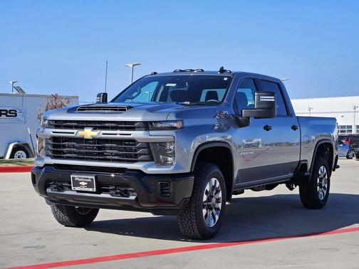2026 Chevrolet Silverado 2500 Custom