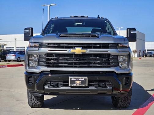2026 Chevrolet Silverado 2500 Custom