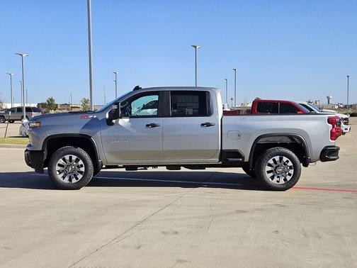 2026 Chevrolet Silverado 2500 Custom