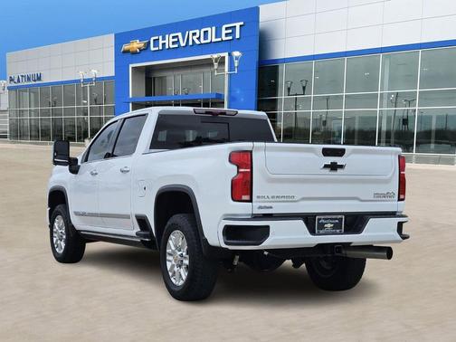 2025 Chevrolet Silverado 2500 High Country