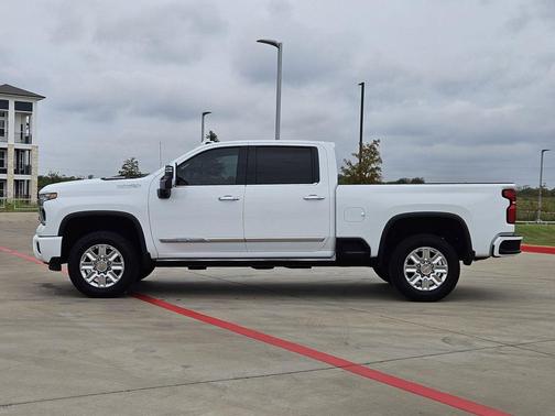 2025 Chevrolet Silverado 2500 High Country