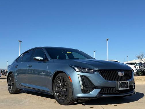 2023 Cadillac CT5 Sport