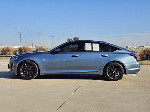 2023 Cadillac CT5 Sport