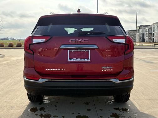 2023 GMC Terrain AWD AT4