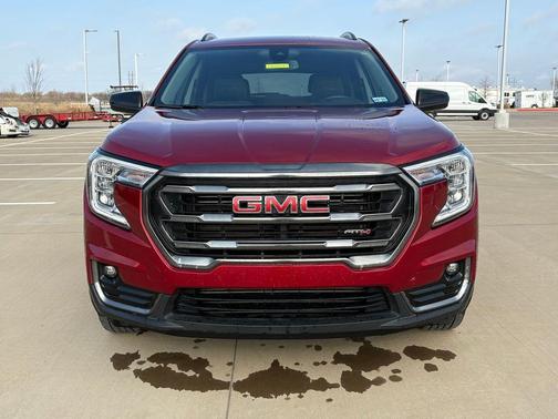 2023 GMC Terrain AWD AT4