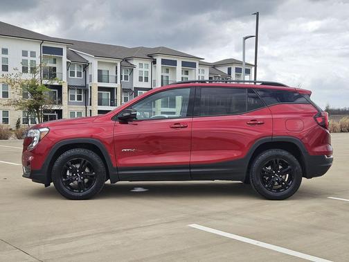 2023 GMC Terrain AWD AT4