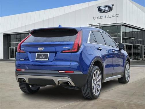 2021 Cadillac XT4 Premium Luxury