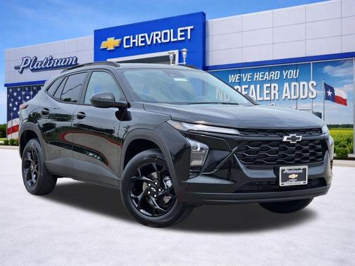 Mosaic Black Metallic 2026 Chevrolet Trax LT
