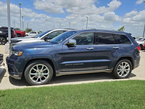 2019 Jeep Grand Cherokee Summit
