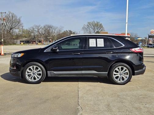 2020 Ford Edge Titanium