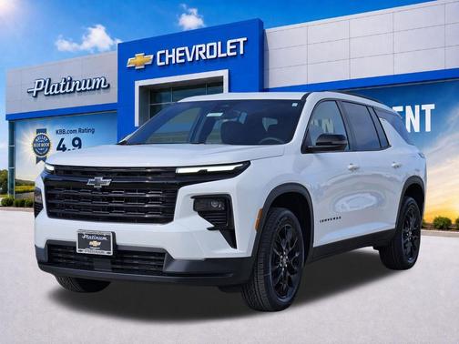 Summit White 2026 Chevrolet Traverse LT