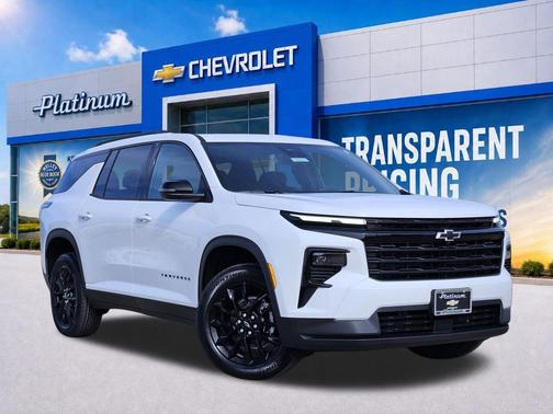 Summit White 2026 Chevrolet Traverse LT