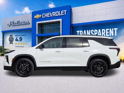 Summit White 2026 Chevrolet Traverse LT