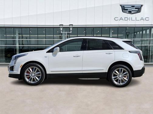 2025 Cadillac XT5 Sport