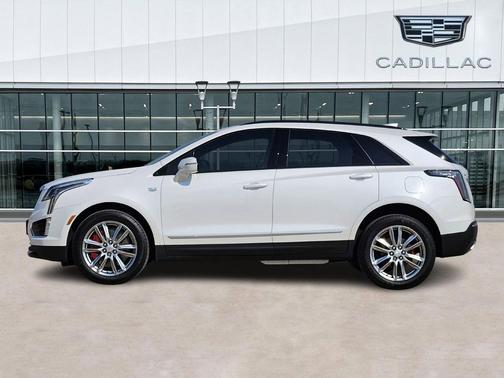 2025 Cadillac XT5 Sport