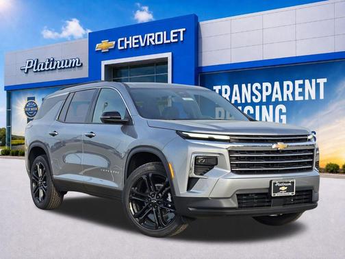 Sterling Gray Metallic 2026 Chevrolet Traverse LT