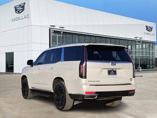 2024 Cadillac Escalade Luxury