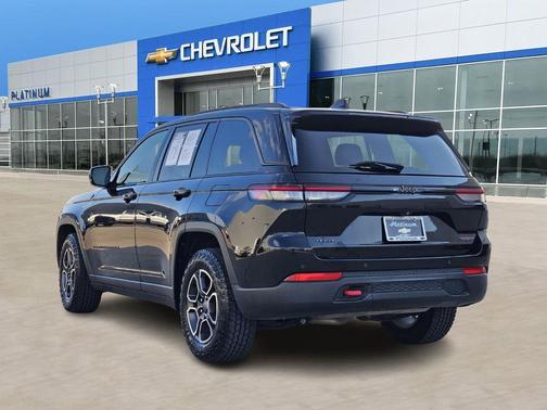 2022 Jeep Grand Cherokee Trailhawk