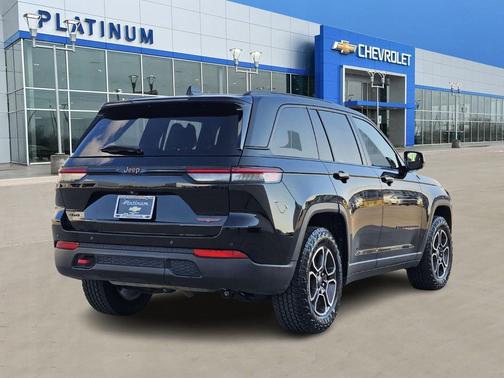 2022 Jeep Grand Cherokee Trailhawk