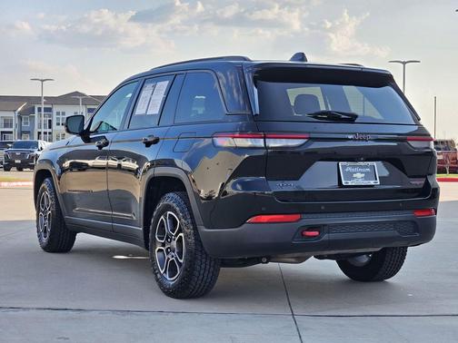 2022 Jeep Grand Cherokee Trailhawk
