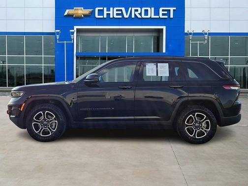 2022 Jeep Grand Cherokee Trailhawk