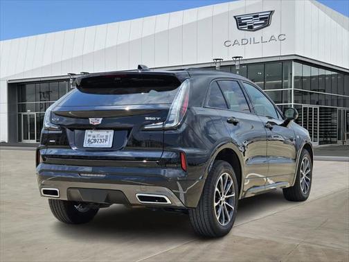 2024 Cadillac XT4 Sport