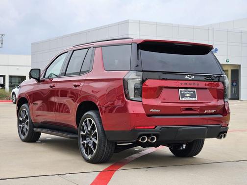 2026 Chevrolet Tahoe 4WD RST