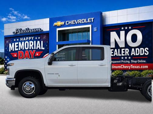 Summit White 2026 Chevrolet Silverado 3500 LT