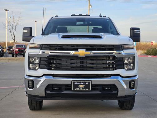 2026 Chevrolet Silverado 3500 LT