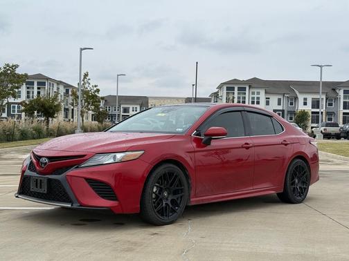 2019 Toyota Camry XSE