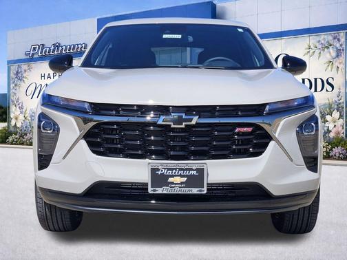 White Sands 2026 Chevrolet Trax FWD 1RS