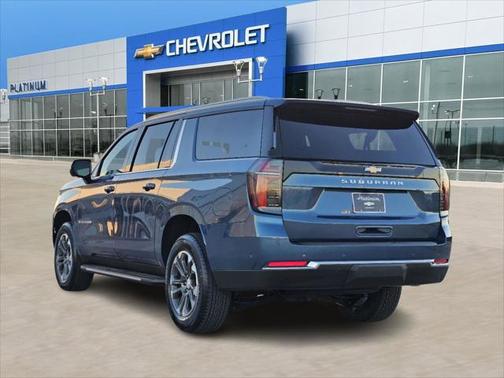 2025 Chevrolet Suburban LS
