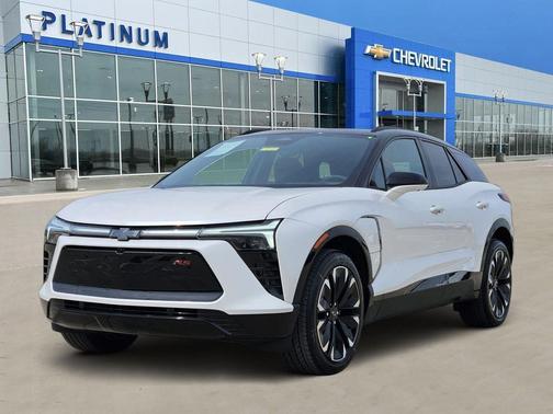 Iridescent Pearl Tricoat 2025 Chevrolet Blazer EV RWD RS