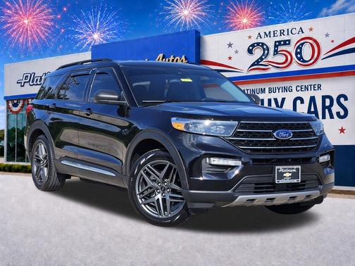 AGATE BLACK METALLIC 2021 Ford Explorer XLT