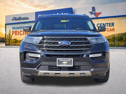AGATE BLACK METALLIC 2021 Ford Explorer XLT