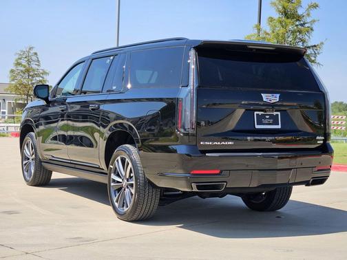2026 Cadillac Escalade ESV Sport