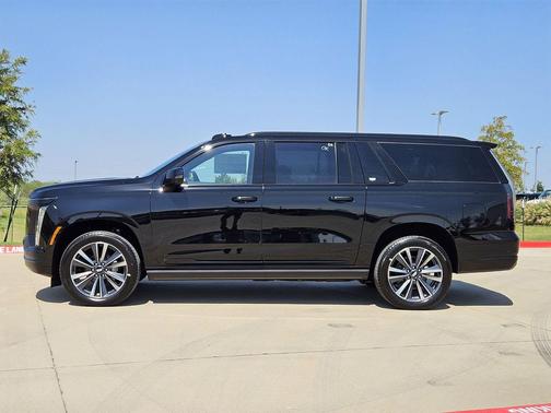 2026 Cadillac Escalade ESV Sport
