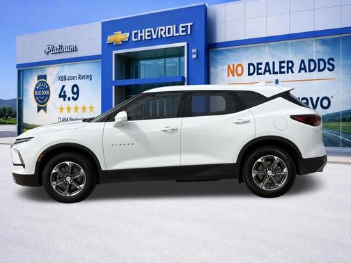 Summit White 2025 Chevrolet Blazer 2LT